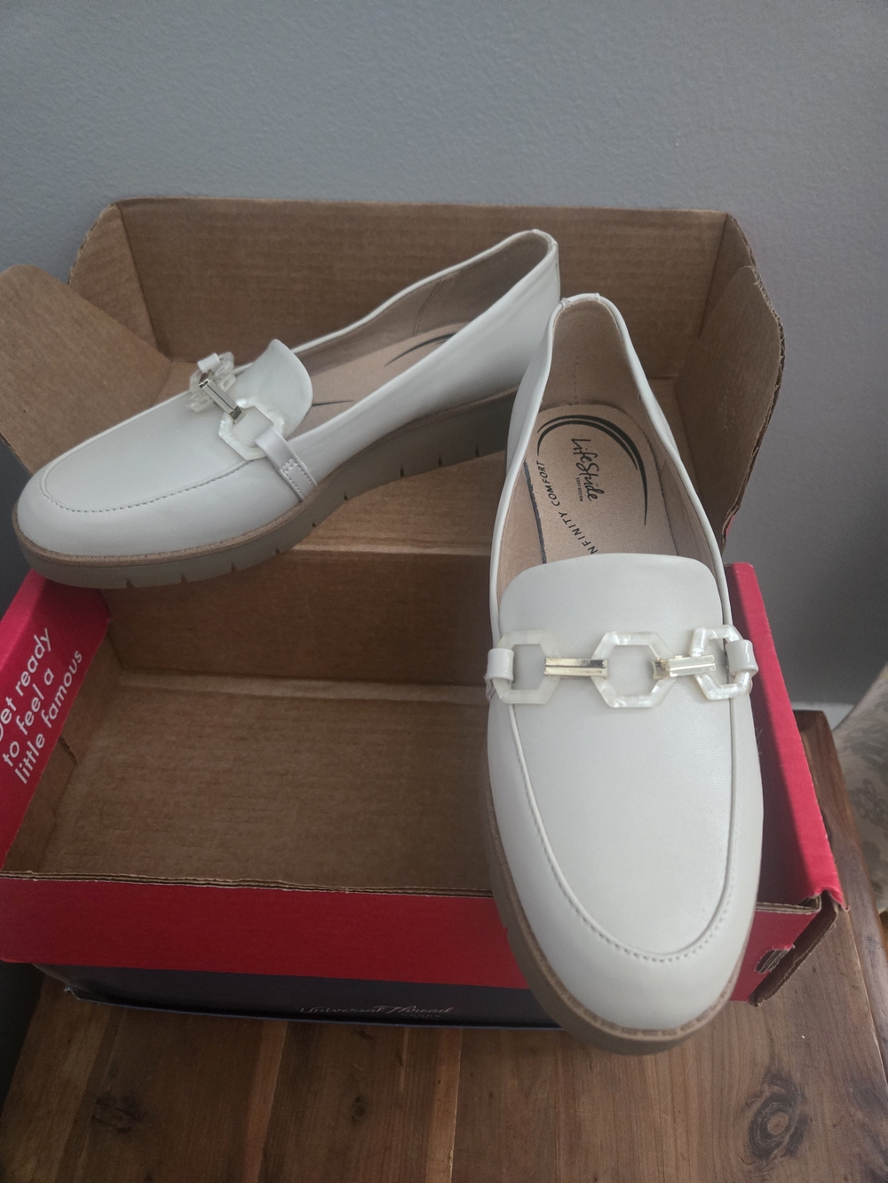 Life Stride Women's Bone/Whie Slip-On Loafers with Chain Accent